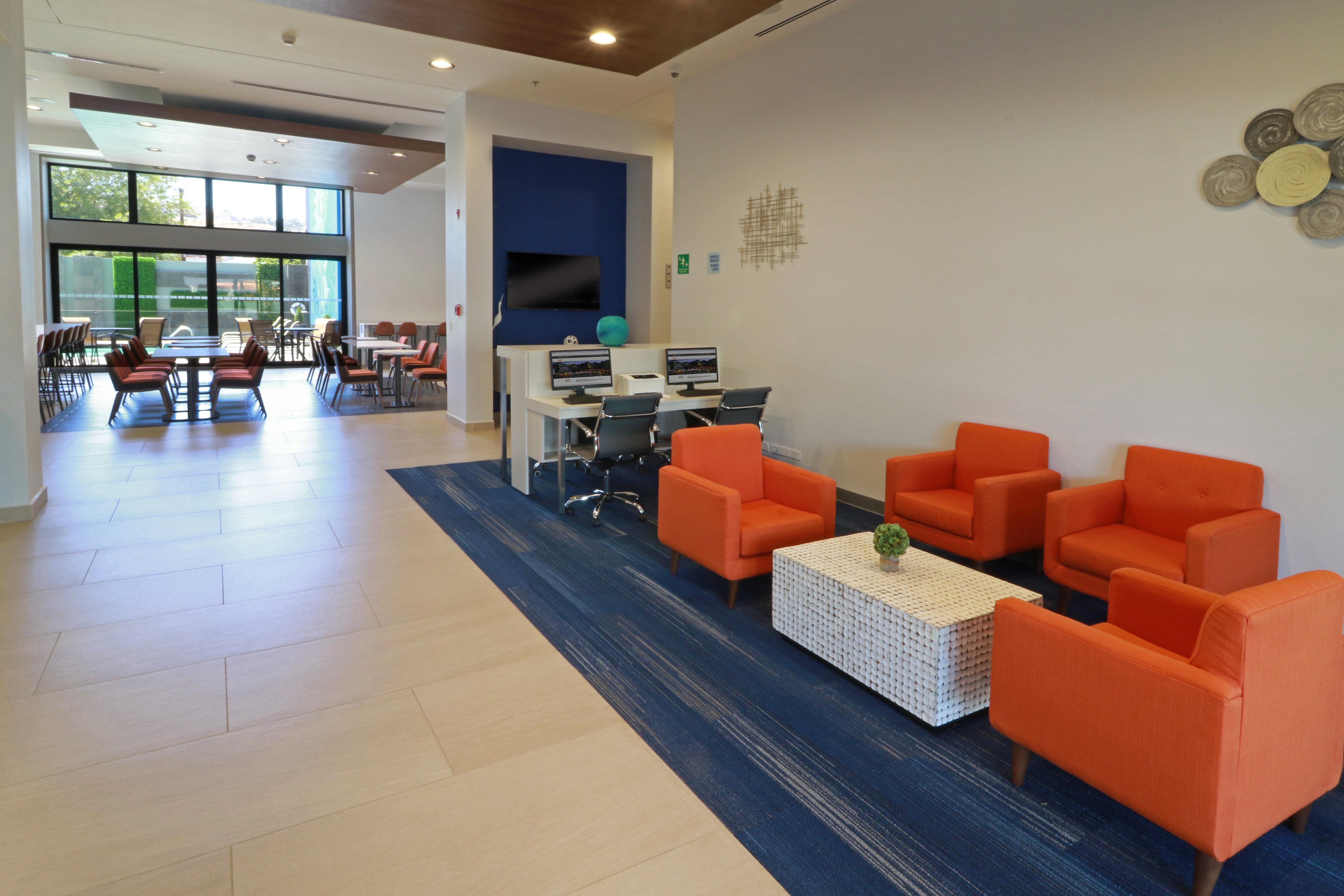 Holiday Inn Express & Suites - Ensenada Centro By Ihg Eksteriør bilde
