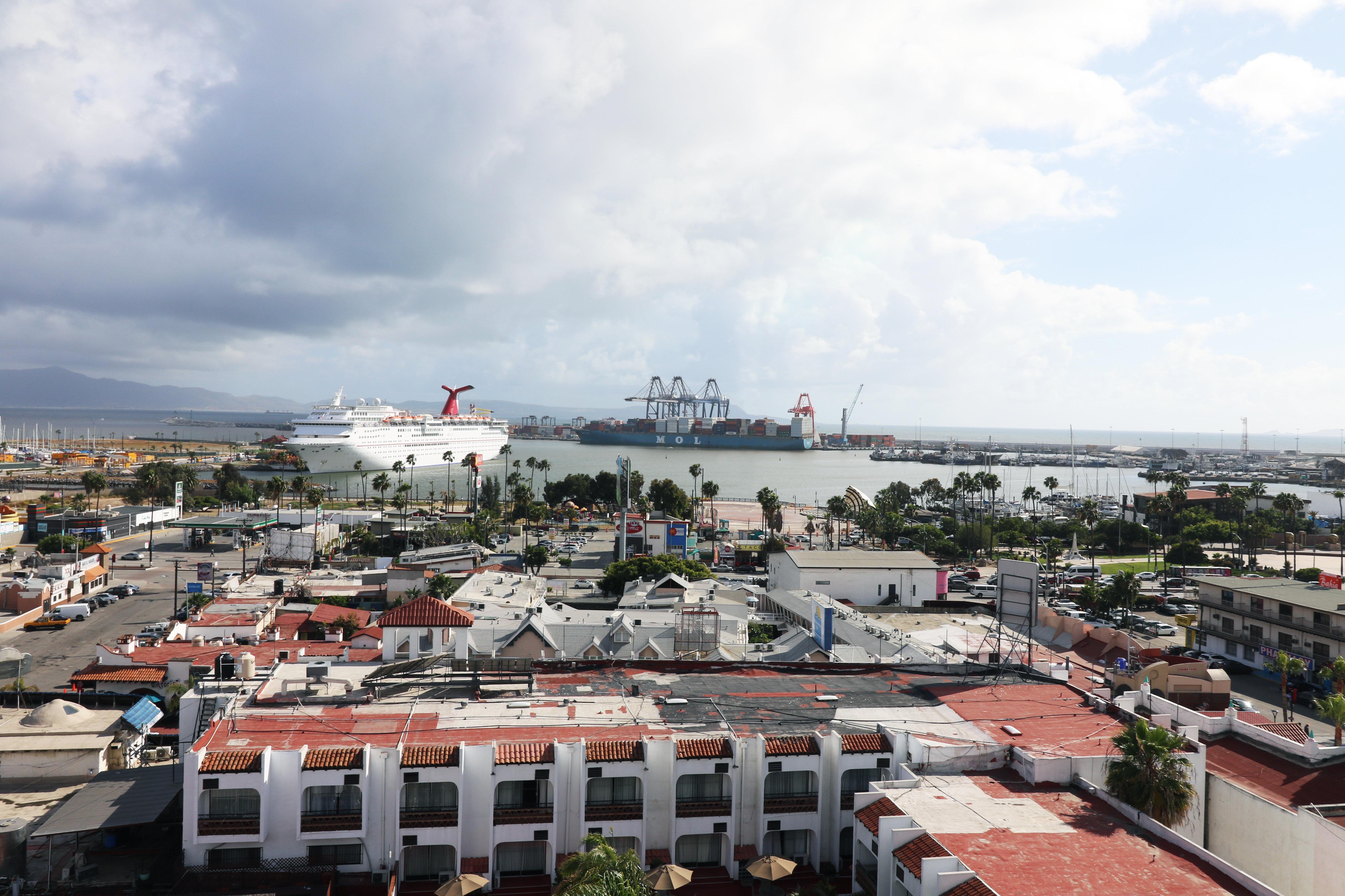Holiday Inn Express & Suites - Ensenada Centro By Ihg Eksteriør bilde
