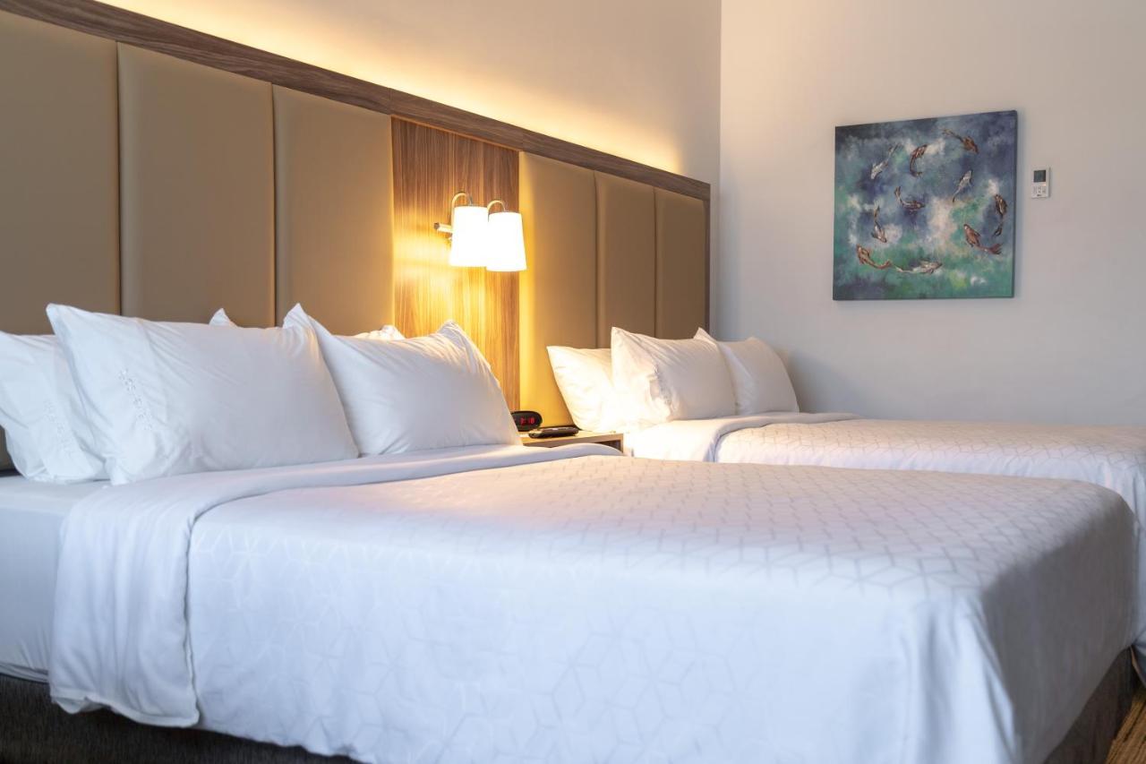 Holiday Inn Express & Suites - Ensenada Centro By Ihg Eksteriør bilde
