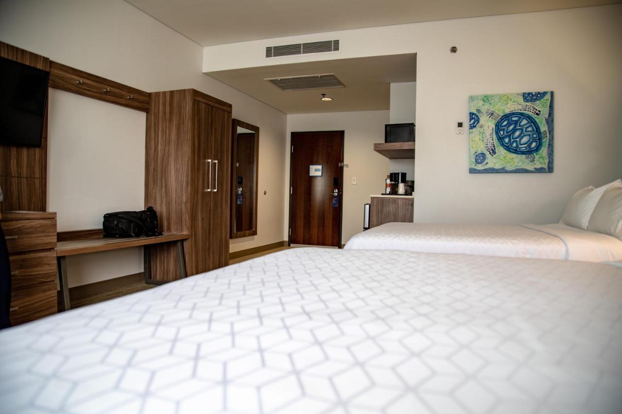 Holiday Inn Express & Suites - Ensenada Centro By Ihg Eksteriør bilde